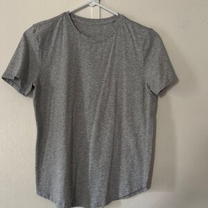 Lululemon Women Crew Neck T-Shirt - Gray